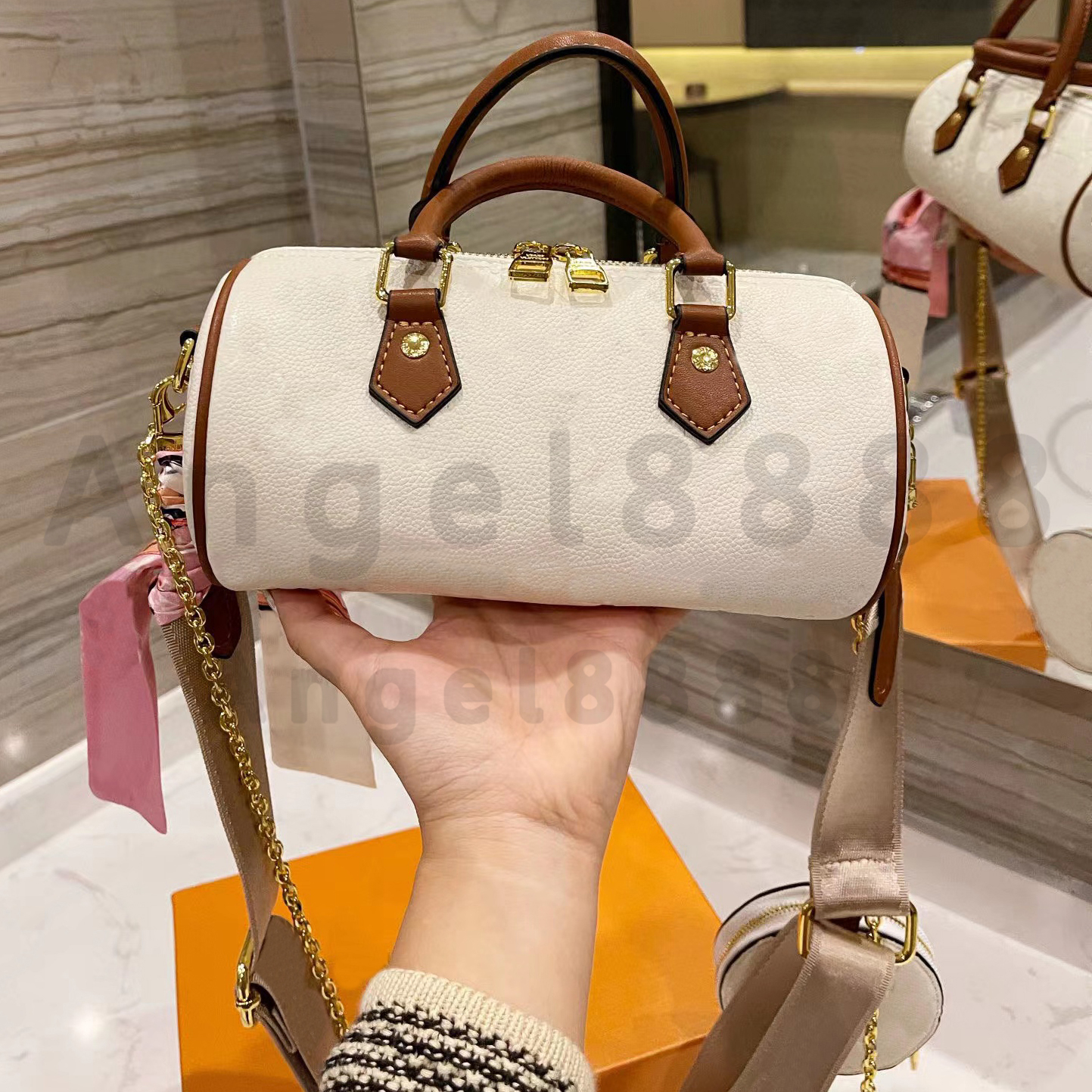 Pillow Bags Fashion Totes Purse Luxury Designer Brand Printing Shoulder Shopping Letter Bag Wallet Cross body Womens Large Two-in-one bag, Picture color with logo 20x10cm
Pillow Bags Fashion Totes Purse Luxury Designer Brand Printing Shoulder Shopping Letter Bag Wallet Cross body Womens Large Two-in-one bag, Picture color with logo 20x10cm