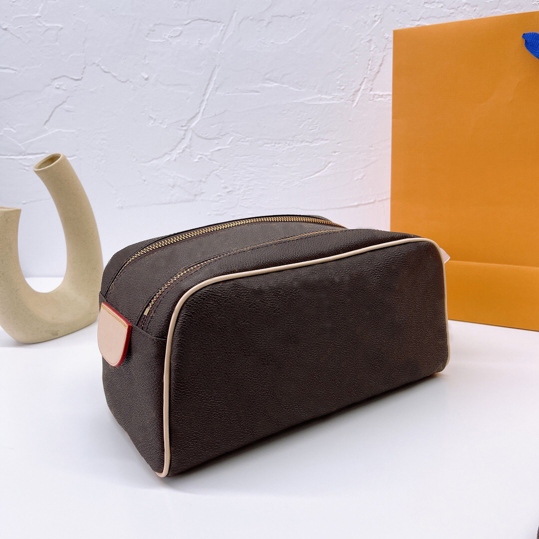 2021 fashion Women makeup bags organizer famous toiletry wallet travel pouch ladies Deluxe Bag Borsa cosmetica cosmetic bag Neverfull Waterproof handbags, Brown with flowers
2021 fashion Women makeup bags organizer famous toiletry wallet travel pouch ladies Deluxe Bag Borsa cosmetica cosmetic bag Neverfull Waterproof handbags, Brown with flowers