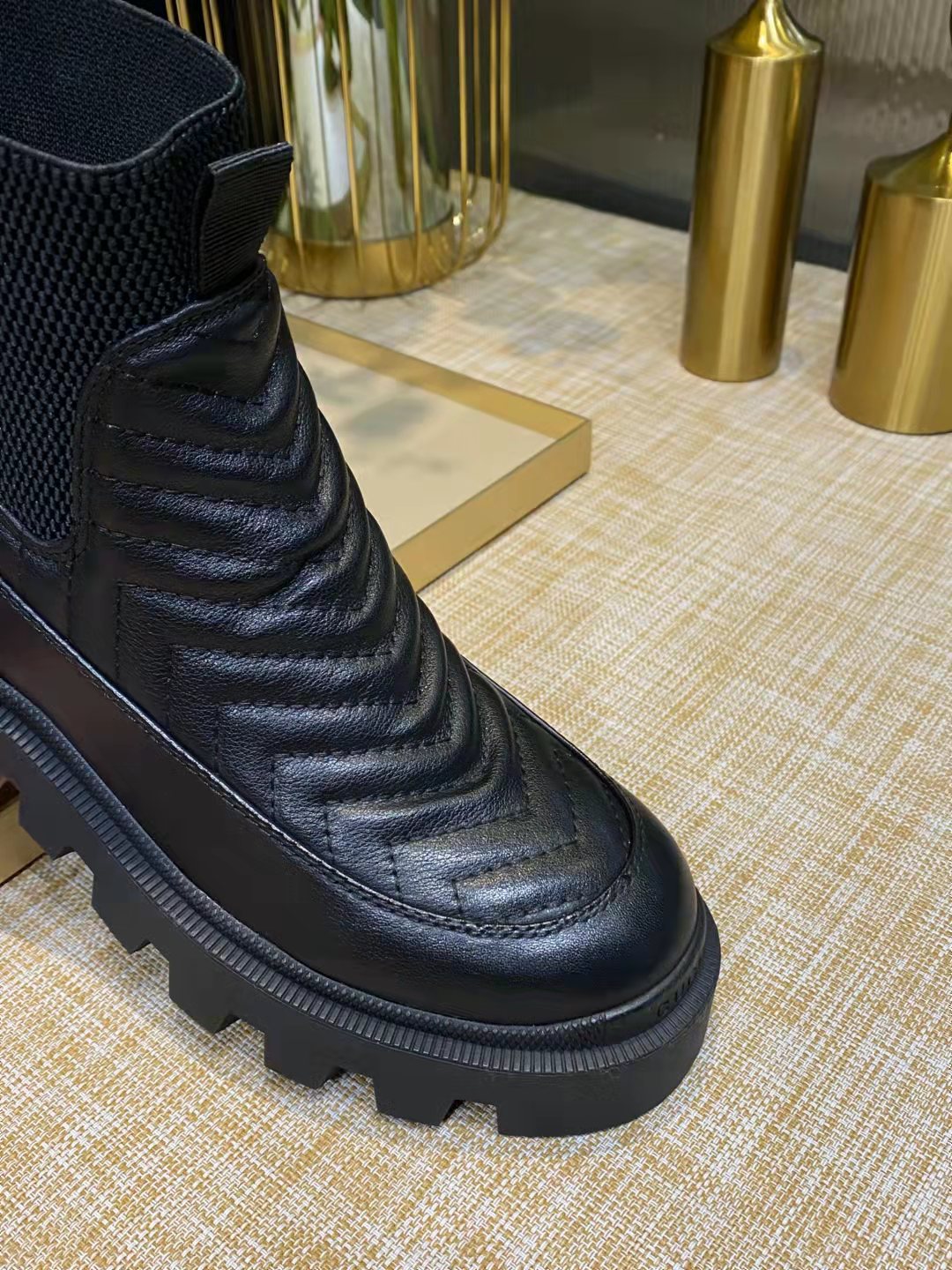 designer boots logo brand women shoes top fashion soft cowhide leather comfort full sense of design exquisite technology support great quality size for 3542, Black
designer boots logo brand women shoes top fashion soft cowhide leather comfort full sense of design exquisite technology support great quality size for 3542, Black