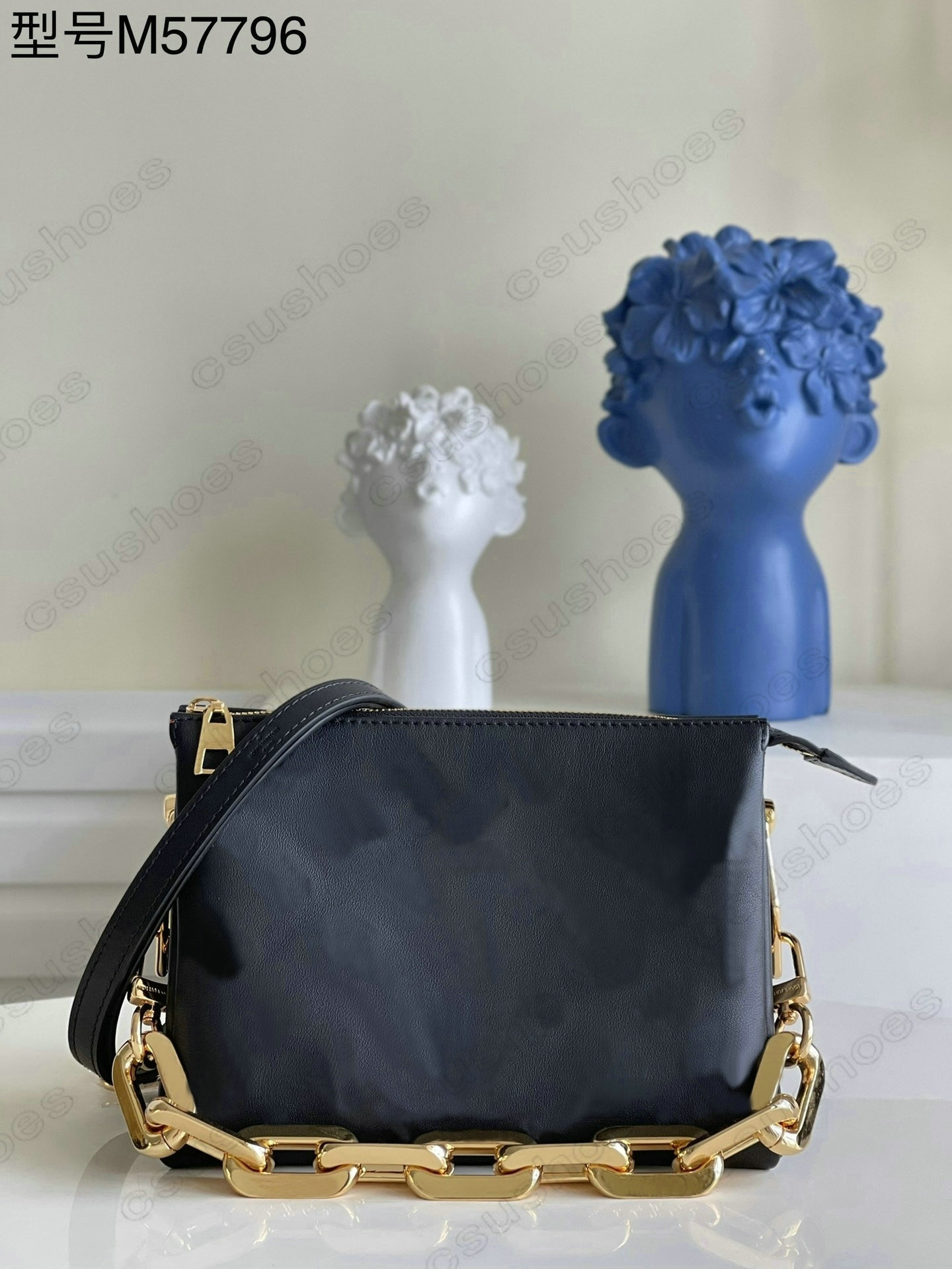 Coussin BB Designer Shoulder Bag Big Chain Embossed Leather Handbag Designers Luxurys Womens Cross body Handle Bags Purse Wallet Totes CrossBody M57796 M59598, Dont sell it alone
Coussin BB Designer Shoulder Bag Big Chain Embossed Leather Handbag Designers Luxurys Womens Cross body Handle Bags Purse Wallet Totes CrossBody M57796 M59598, Dont sell it alone