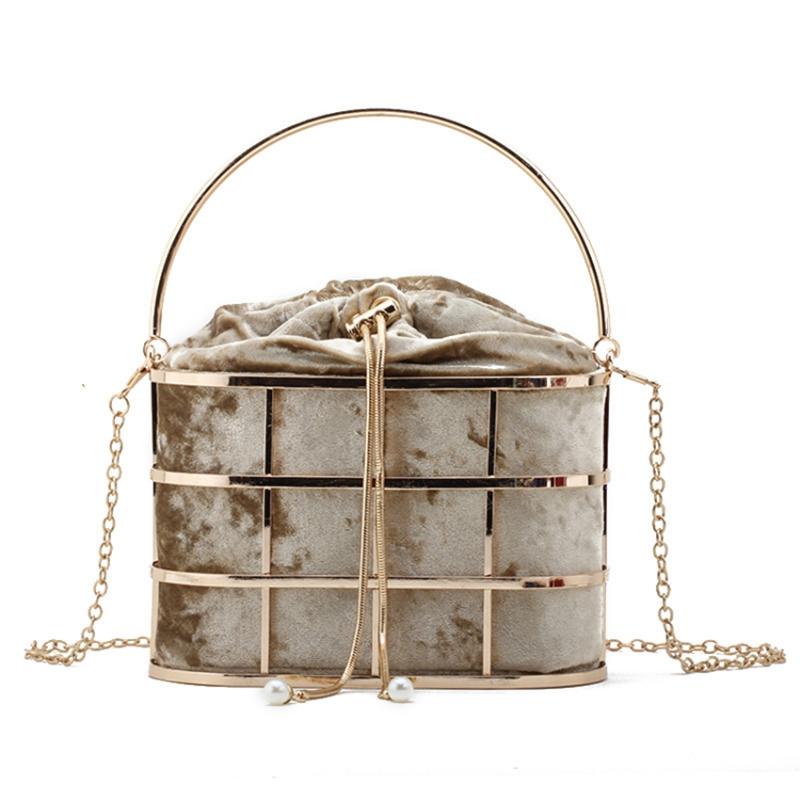 Evening Bags Metal Hollow Handbag Hand Carry Bag Banquet Dress European And American Bucket Dinner Female, Black
Evening Bags Metal Hollow Handbag Hand Carry Bag Banquet Dress European And American Bucket Dinner Female, Black