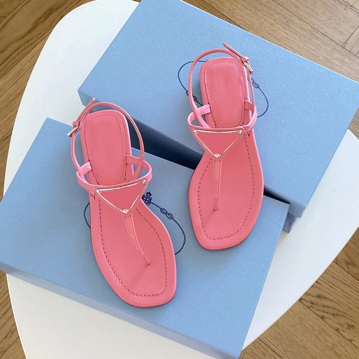 2021 fashion c Luxury women sandal Crystal Calf leather quilted Platform sandals shoes Designer Flat sandalias size 35-41, Red
2021 fashion c Luxury women sandal Crystal Calf leather quilted Platform sandals shoes Designer Flat sandalias size 35-41, Red