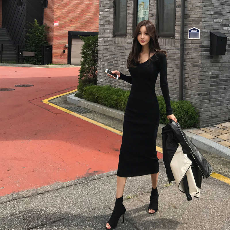 Dress autumn and winter ladies V-neck bottoming long-sleeved knitted bag hip Office Lady Sheath 210603, Burgundy
Dress autumn and winter ladies V-neck bottoming long-sleeved knitted bag hip Office Lady Sheath 210603, Burgundy