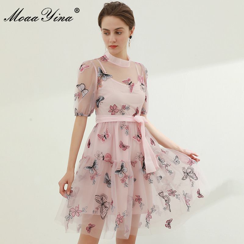 Fashion Runway Summer Pink Mesh Dress Women Puff sleeve Stand-up collar butterfly Embroidered Vintage Party Knee 210524
