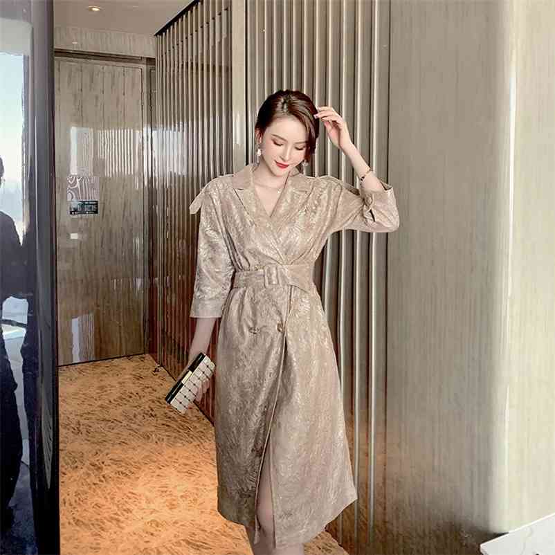 autumn style European and American temperament windbreaker women' jacket lace 210603, Gold
autumn style European and American temperament windbreaker women' jacket lace 210603, Gold