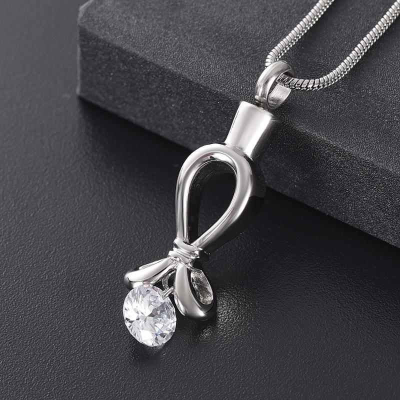 Pendant Necklaces Silk Ribbon Hold Clear Zircon Keepsake Cremation Stainless Steel Memorial Urn Jewelry Necklace For Women
Pendant Necklaces Silk Ribbon Hold Clear Zircon Keepsake Cremation Stainless Steel Memorial Urn Jewelry Necklace For Women