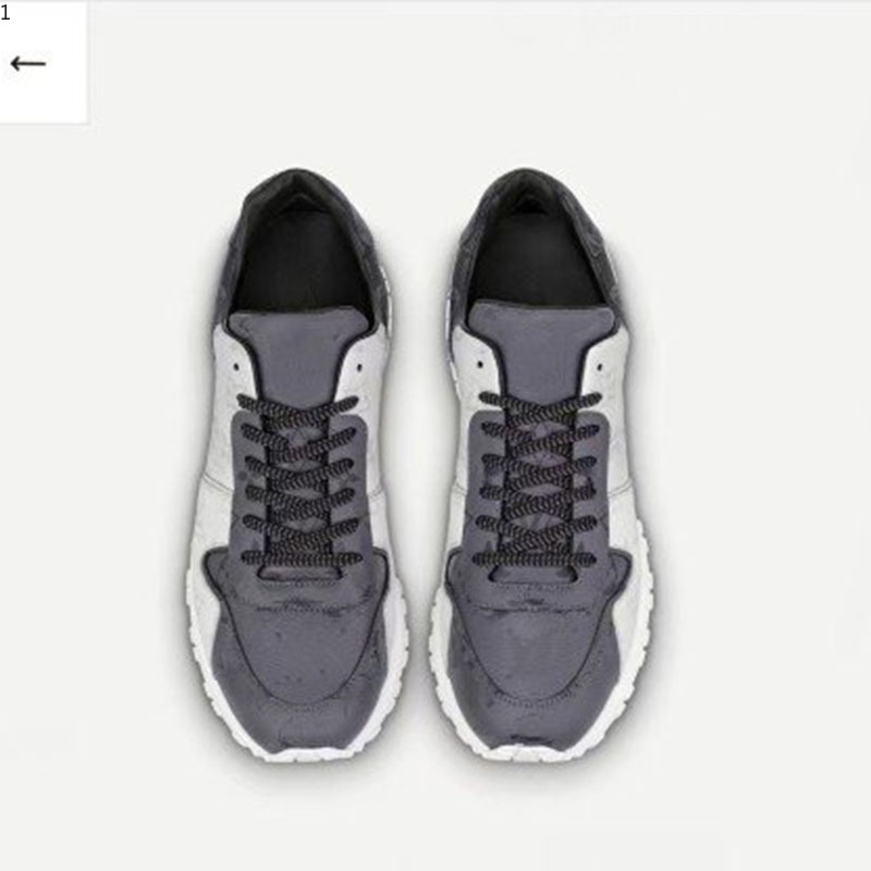 High-top2021European star with the same paragraph leather upper mesh flat shoes factory direct free shipping35-45 kjh0003
High-top2021European star with the same paragraph leather upper mesh flat shoes factory direct free shipping35-45 kjh0003