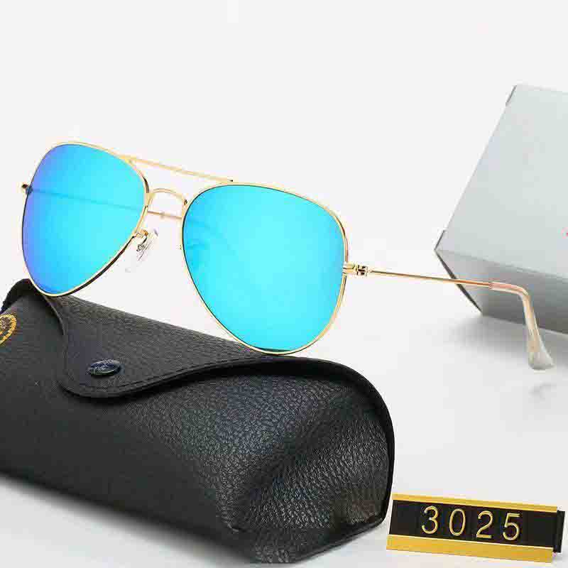 New luxury brand 3025 polarized design Sunglasses male and female pilots Sunglasses UV400 metal frame glasses metal frame with box
New luxury brand 3025 polarized design Sunglasses male and female pilots Sunglasses UV400 metal frame glasses metal frame with box