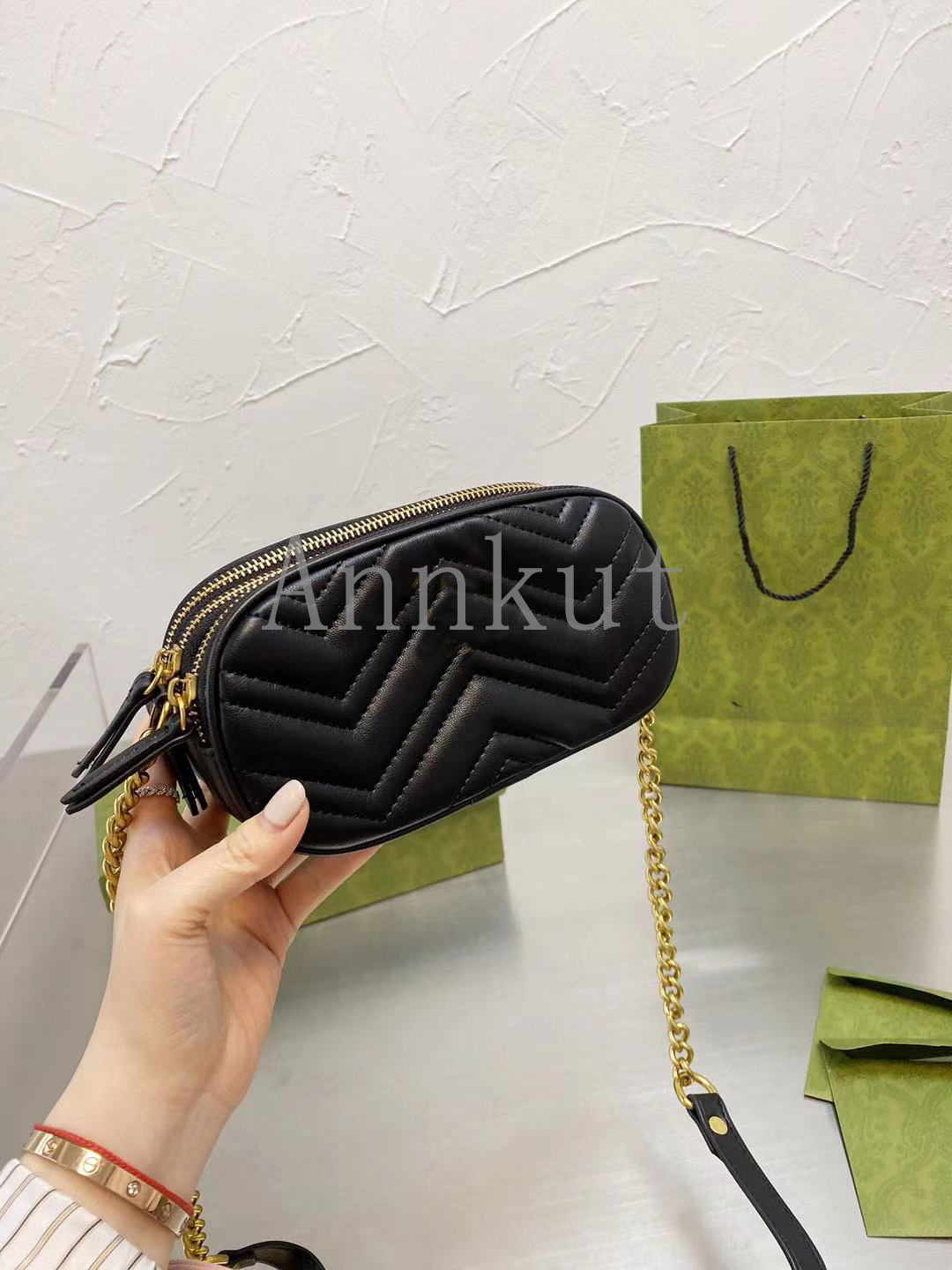 High Quality luxurys designers Fashion womens CrossBody bag Shoulder Bags Letter ladies purse Chains Cross Body Clutch Camera Handbags
High Quality luxurys designers Fashion womens CrossBody bag Shoulder Bags Letter ladies purse Chains Cross Body Clutch Camera Handbags