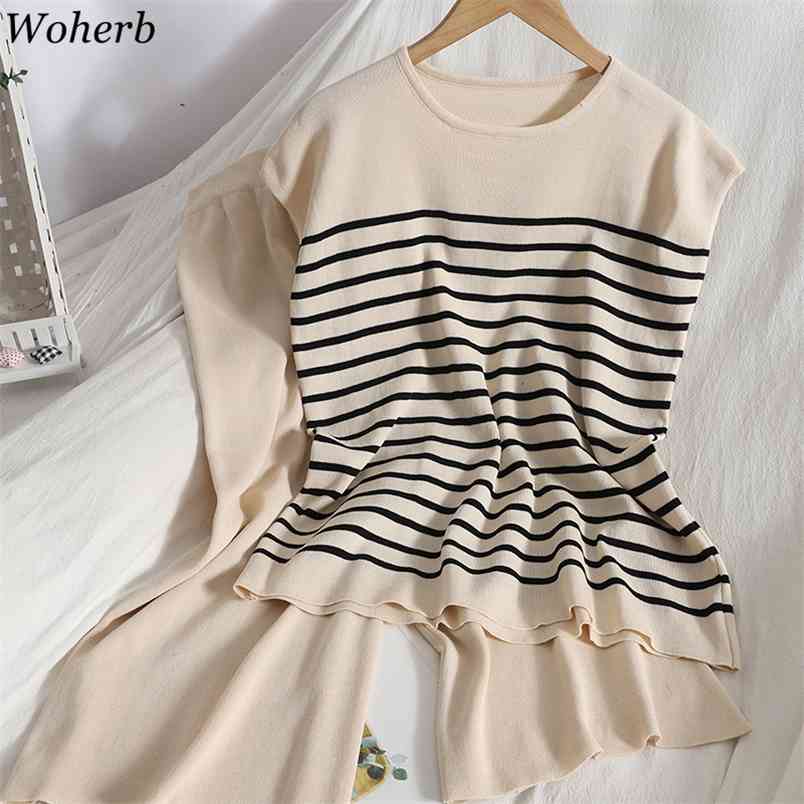 Summer Korean Two Piece Women Contrast Color Striped Sleeveless Vest Top Wild Solid Wide-leg Pants Casual Knitted Suits 210519, Apricot
Summer Korean Two Piece Women Contrast Color Striped Sleeveless Vest Top Wild Solid Wide-leg Pants Casual Knitted Suits 210519, Apricot