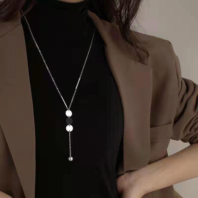 Chains 925 Sterling Silver Fashion Woman Jewelry Disc Sweater Chain Long Female Pendant Accessory Necklace Gift 2022
Chains 925 Sterling Silver Fashion Woman Jewelry Disc Sweater Chain Long Female Pendant Accessory Necklace Gift 2022