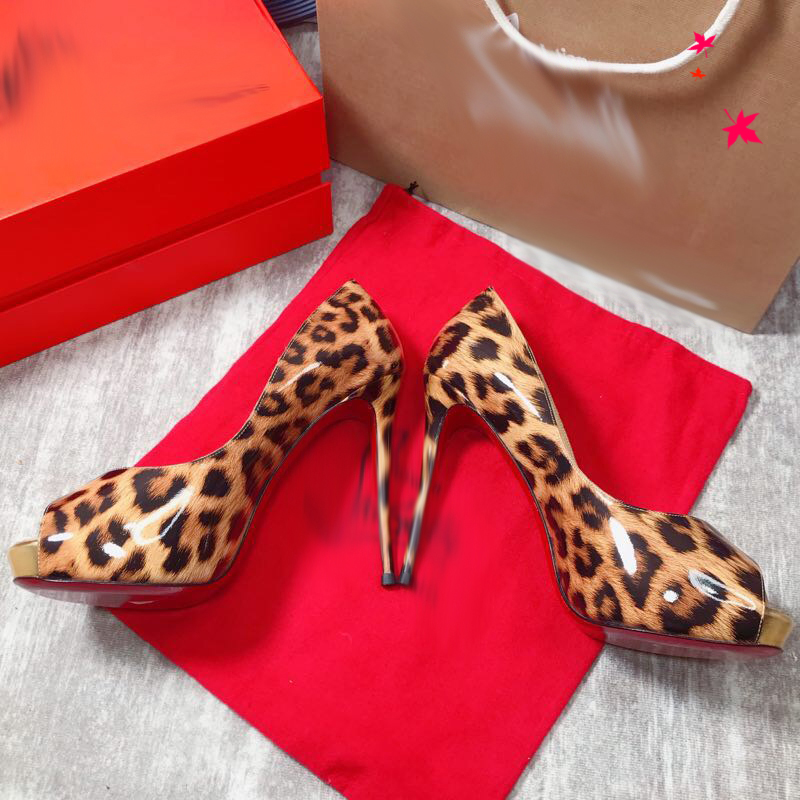 2021 Good Quality Fashion Women Luxurys Designers Shoes Designer Sandals Womens Luxury High Heels Sandal Dress Shoess With Box Size 35-41 -G786, Split
2021 Good Quality Fashion Women Luxurys Designers Shoes Designer Sandals Womens Luxury High Heels Sandal Dress Shoess With Box Size 35-41 -G786, Split