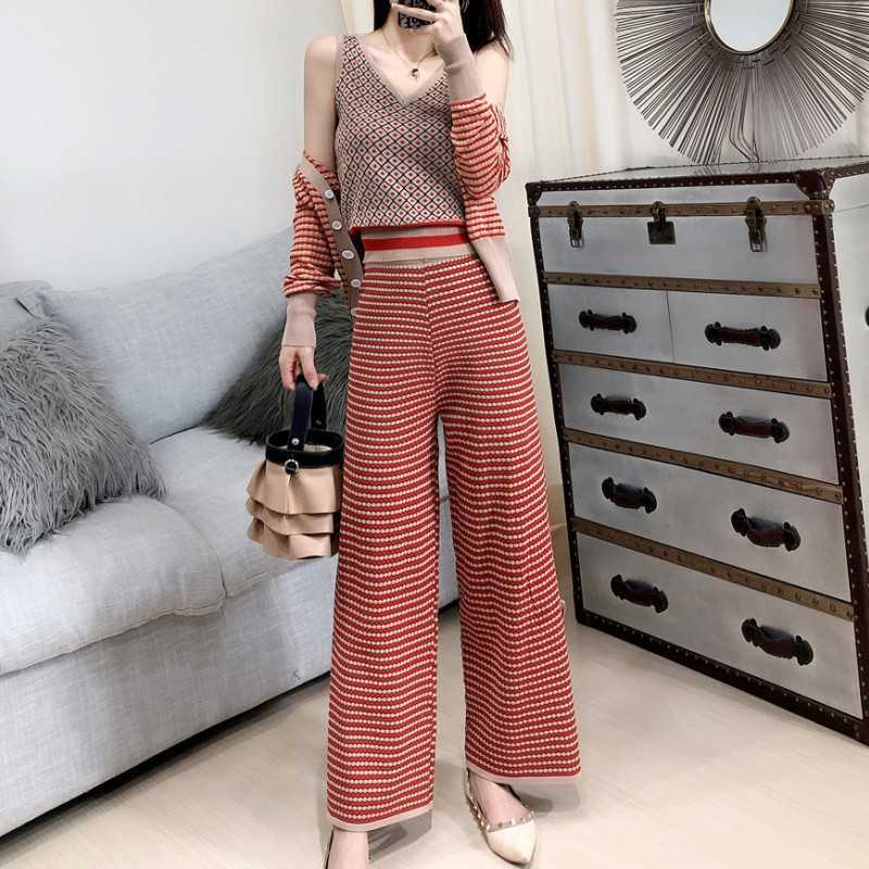 fashion Colour Striped Cardigan Jacket + Suspender Vest Side Slit Skinny Broad-legged Pants Women Spring Autumn Outfit 210526, Picture color
fashion Colour Striped Cardigan Jacket + Suspender Vest Side Slit Skinny Broad-legged Pants Women Spring Autumn Outfit 210526, Picture color