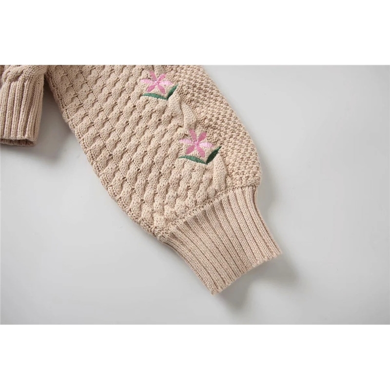 autumn French fashion loose short flower embroidered lantern sleeve knitted cardigans sweaters cropped tops for woman 210508