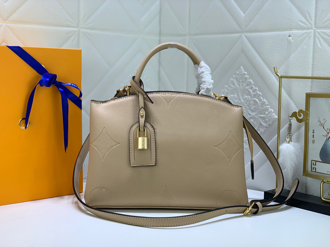 Top brand Handbags Women Leather GRAND PAL AIS Shoulder Bag Purse Designer Crossbody Messenger Bags Wallet Female Tote Satchel M45811M45833
Top brand Handbags Women Leather GRAND PAL AIS Shoulder Bag Purse Designer Crossbody Messenger Bags Wallet Female Tote Satchel M45811M45833