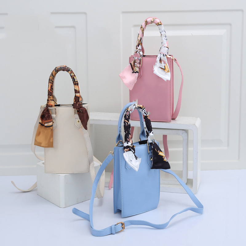 Fashion Shoulder Bag 2021 ladies leather luxury Handbag exquisite supplier designer brand counter messenger Wallet factory sales discount price, Extra shipping fee
Fashion Shoulder Bag 2021 ladies leather luxury Handbag exquisite supplier designer brand counter messenger Wallet factory sales discount price, Extra shipping fee