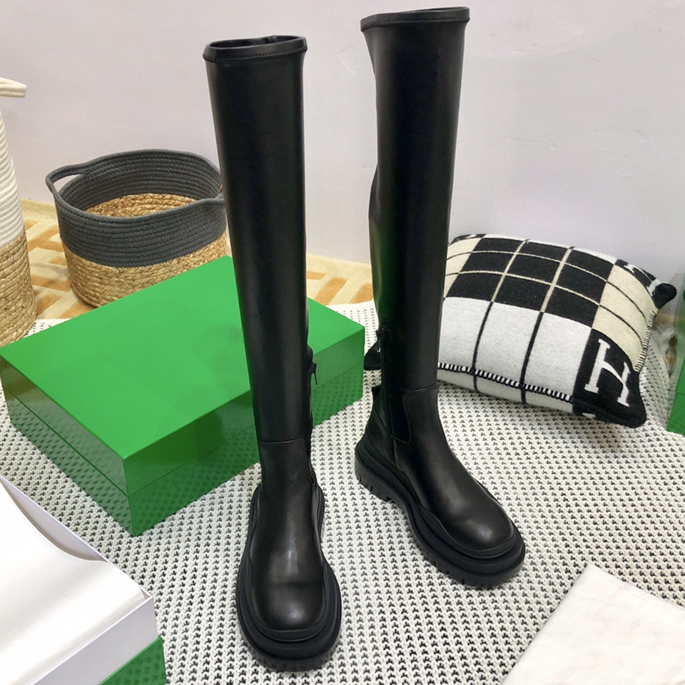 Fashion woman designer thigh-high boots autumn winter platform long knight boot, Black
Fashion woman designer thigh-high boots autumn winter platform long knight boot, Black