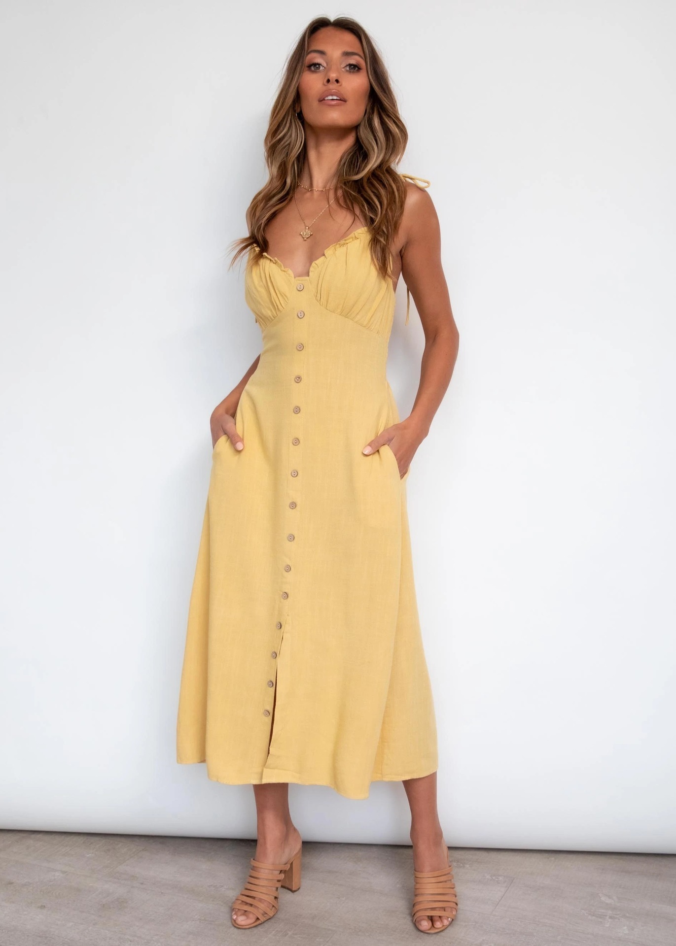 Women Dress V Neck Backless Bohemian es Single Breasted Sleeveless Spaghetti Strap Loose Long Summer es 210513
