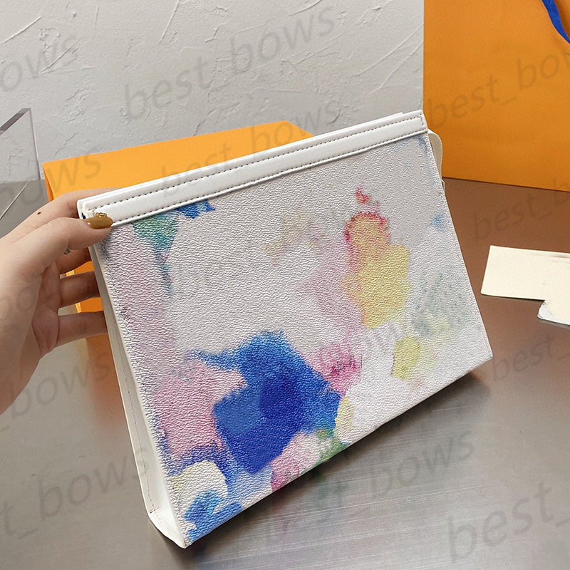 Luxurys designers top Quality Ladies clutch key L bag artwork 2021 Women handbag Fashion handbags mother mini Mobile phone Bags brand Splash-ink painting letter, No bags
Luxurys designers top Quality Ladies clutch key L bag artwork 2021 Women handbag Fashion handbags mother mini Mobile phone Bags brand Splash-ink painting letter, No bags