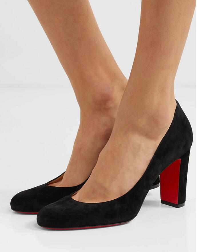 High-heeled shoess autumn winter Dress Shoes black suede single product Italy, red bottom all-match round toe and comfortable thick heel wit
High-heeled shoess autumn winter Dress Shoes black suede single product Italy, red bottom all-match round toe and comfortable thick heel wit