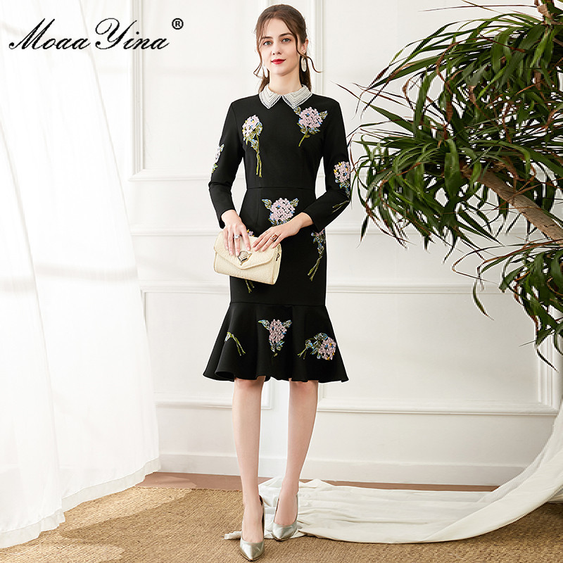 Spring Women Dress Beaded turn-down collar Rose Embroidery drilling Black Slim Package hip Elegant Mermaid Dresses 210524
Spring Women Dress Beaded turn-down collar Rose Embroidery drilling Black Slim Package hip Elegant Mermaid Dresses 210524