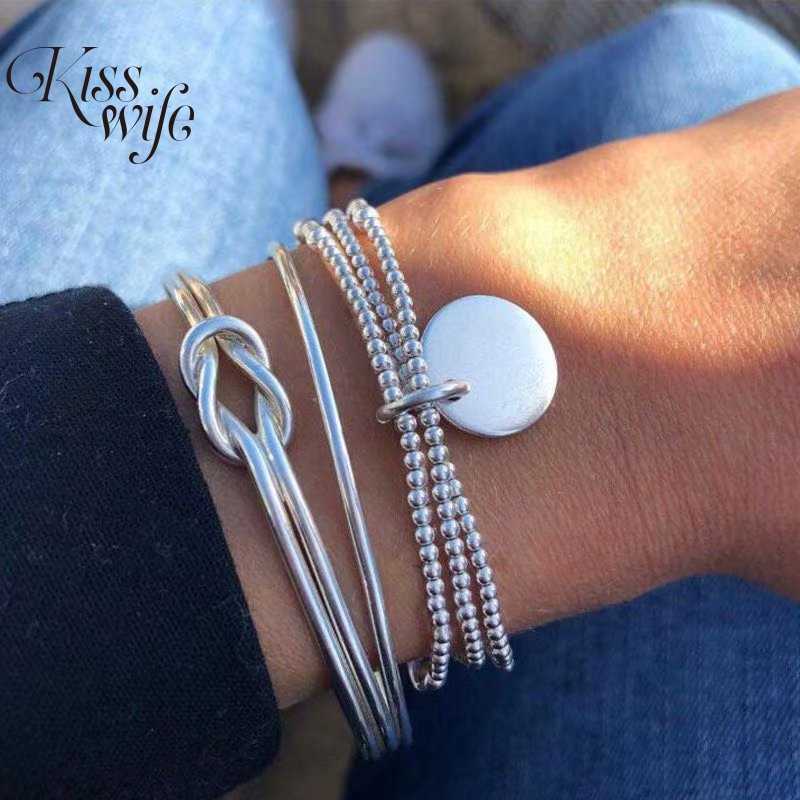 3pcs/set Trendy Double-layer Knotted Pendant Bracelet for Women Metal Beads Round Disc Bracelets Set Charm Wrist Chain Jewelry Q0719
3pcs/set Trendy Double-layer Knotted Pendant Bracelet for Women Metal Beads Round Disc Bracelets Set Charm Wrist Chain Jewelry Q0719