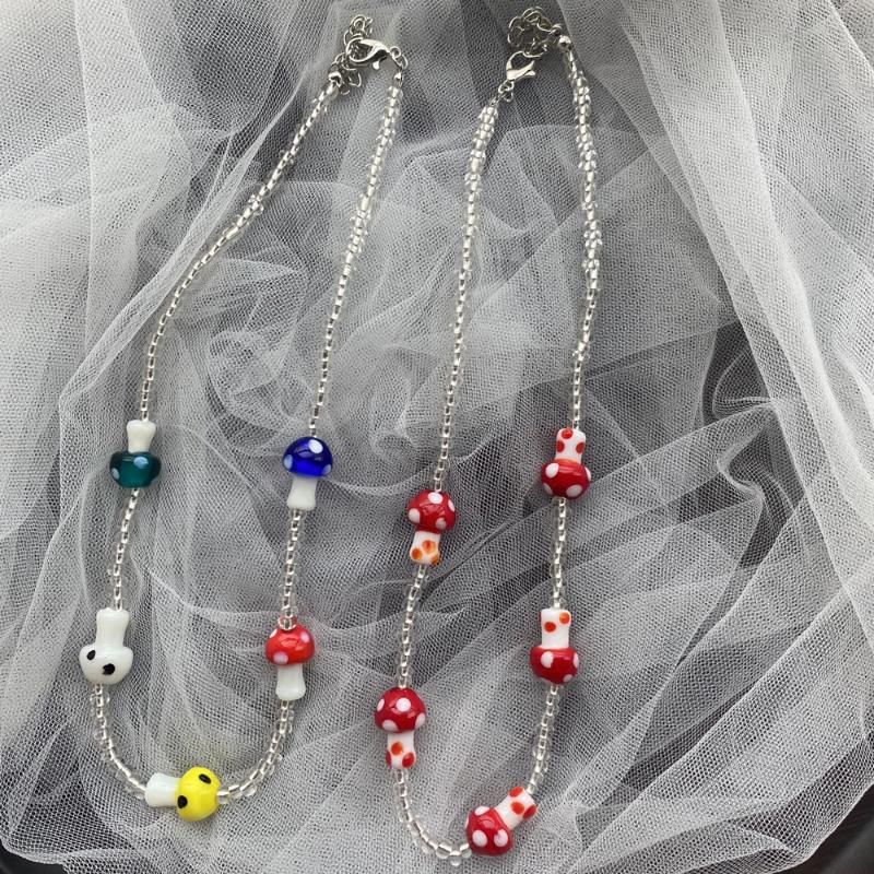 Chokers Bohemian Women's Multicolor Beads Handmade Necklaces For Women Boho Fashion Glass Mushroom Pendant Necklace Ladies Jewelry Gift
Chokers Bohemian Women's Multicolor Beads Handmade Necklaces For Women Boho Fashion Glass Mushroom Pendant Necklace Ladies Jewelry Gift