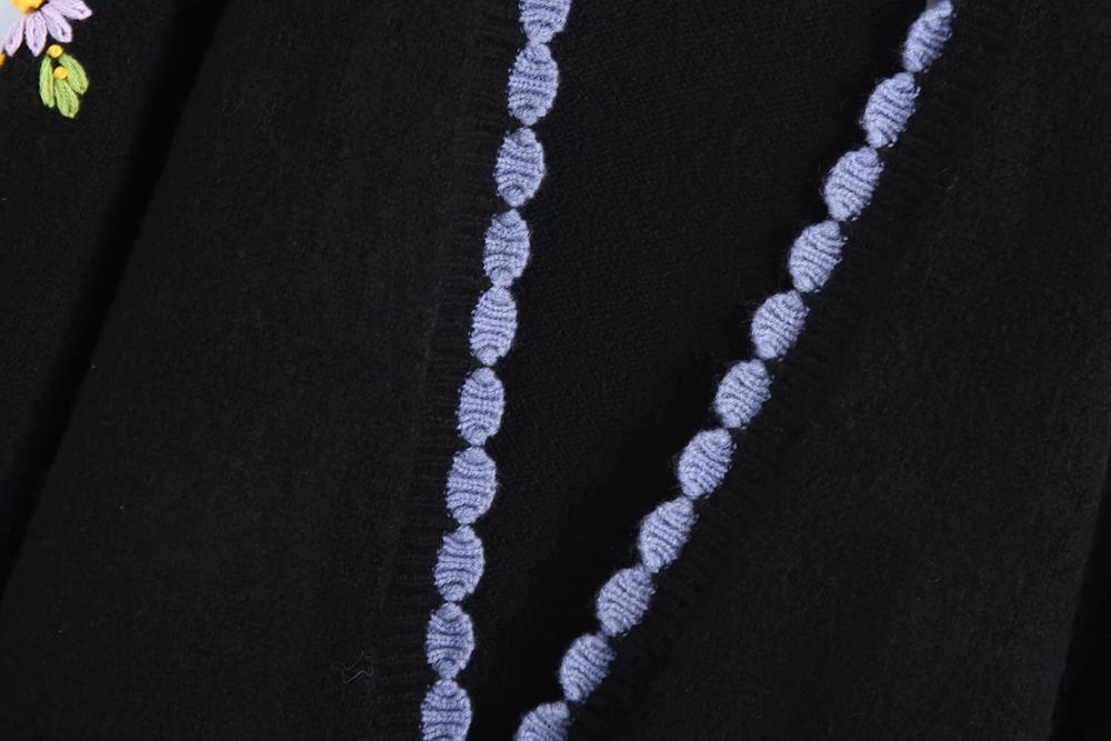 French Style Wave edged Knitting Cardigan Women Single-breasted Button Long Sleeve Embroidery Flower Sweater Jumper Knitwear 210429