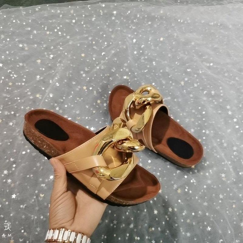 Slippers Akexiya 2021 Women Slipper Fashion Gold Chain Sandals Shoes Woman Round Toe Slip On Mules Flat Heel Casual Slides Flip Flops, Beige
Slippers Akexiya 2021 Women Slipper Fashion Gold Chain Sandals Shoes Woman Round Toe Slip On Mules Flat Heel Casual Slides Flip Flops, Beige
