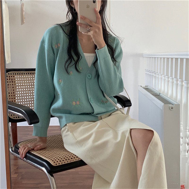 OL Single-breasted Tops Floral Embroidery Sweater Women Spring Autumn Elegant V-neck Knitted Cardigan Sweaters 210421