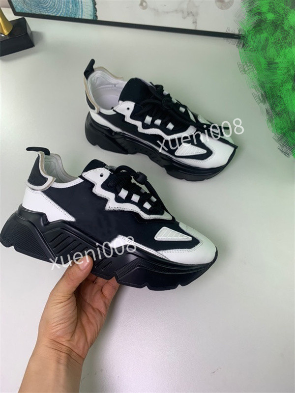2022 Top Quality Designers Shoes Oblique Technology Canvas 35-41 Trainers Sneakers Men Women Fashion Breathable Outdoor Platform Flat Casual zh211007, White
2022 Top Quality Designers Shoes Oblique Technology Canvas 35-41 Trainers Sneakers Men Women Fashion Breathable Outdoor Platform Flat Casual zh211007, White