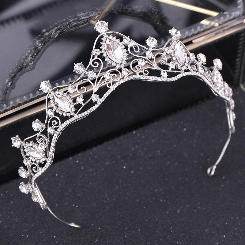 Hair Clips & Barrettes Bridal Crystal Tiaras Wedding Accessories Bride Hairwear Rhinestone Crowns For Women, Golden;silver
Hair Clips & Barrettes Bridal Crystal Tiaras Wedding Accessories Bride Hairwear Rhinestone Crowns For Women, Golden;silver
