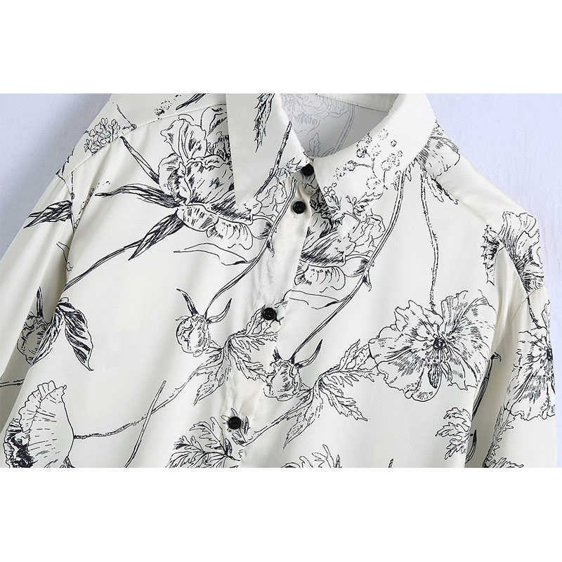 Blouse Women Sketch Print Shirts Fashion Ladies Turn Down Collar Satin Tops Streetwear Female Chic Loose Blouses 210628