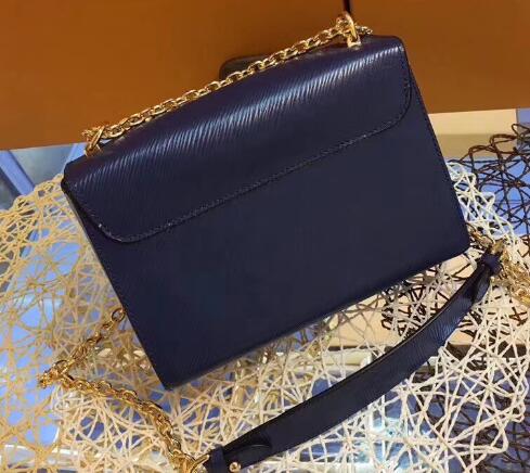 Classic Women Designers Chain Bags Rotating Button Wave Pattern Satchel Luxury Water Ripple Real Leather Totes Crossbody Shoulder Bag Purse
Classic Women Designers Chain Bags Rotating Button Wave Pattern Satchel Luxury Water Ripple Real Leather Totes Crossbody Shoulder Bag Purse