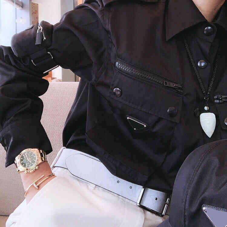 Women' Jackets unisex women 21ss and men jacket blouses classic fashion luxury jackets oversized Customized nylon fabric multi-pocket Triangle badge design XOZJ, Black
Women' Jackets unisex women 21ss and men jacket blouses classic fashion luxury jackets oversized Customized nylon fabric multi-pocket Triangle badge design XOZJ, Black
