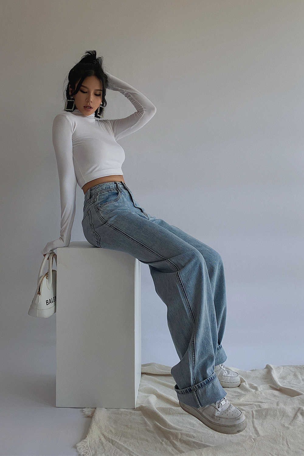 WOMENGAGA High Waist Wide-leg Pants Autumn Jean's Slimming All-match Straight Loose Vertical Mop SMDT 210603
