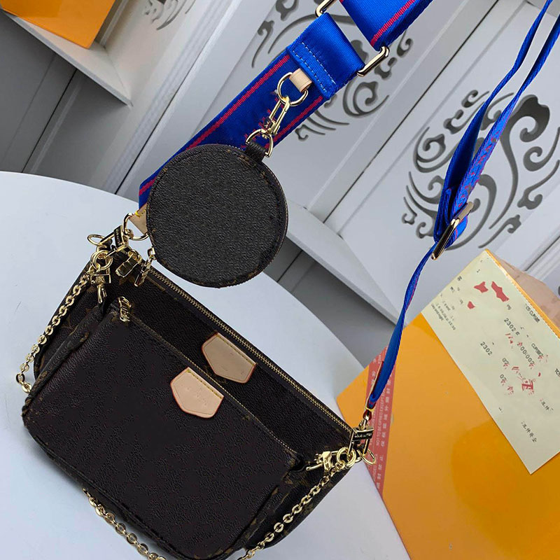 5A classic three-in-one luxury messenger bag fashionable women's designer bag top quality sports outdoor unisex shoulder bag, 24×16×6cm
5A classic three-in-one luxury messenger bag fashionable women's designer bag top quality sports outdoor unisex shoulder bag, 24×16×6cm