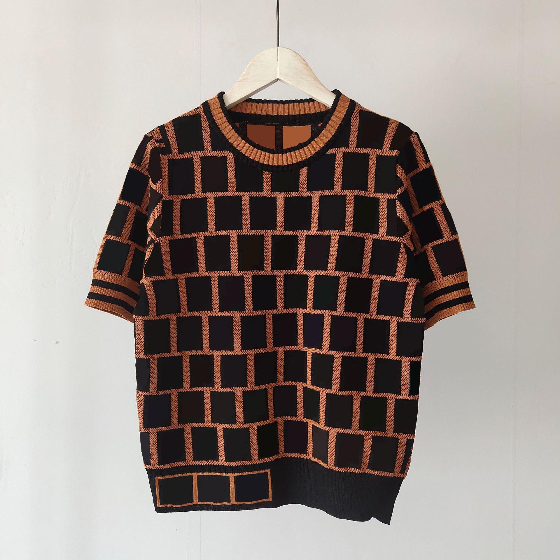 2021 New Women Panelled Letter Print Sleeve Short Woman Tees Mature Ins Trendy Womens Knits Lady Top Spring Summer Fashion T-shirt Clothes, White
2021 New Women Panelled Letter Print Sleeve Short Woman Tees Mature Ins Trendy Womens Knits Lady Top Spring Summer Fashion T-shirt Clothes, White