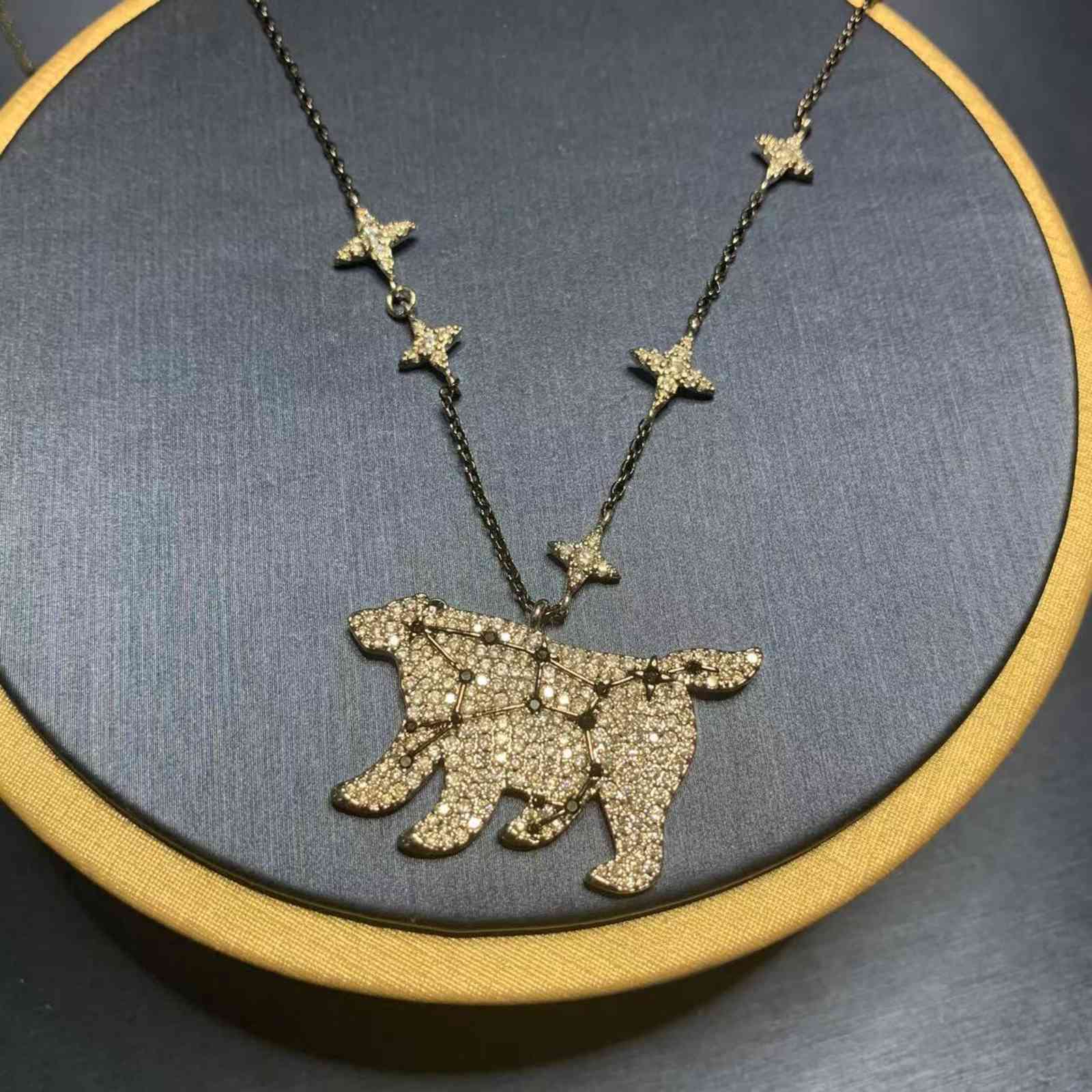 Family A's November Dark Gray Big Bear Ring Black Constellation Necklace Clavicle Chain Personality Batch