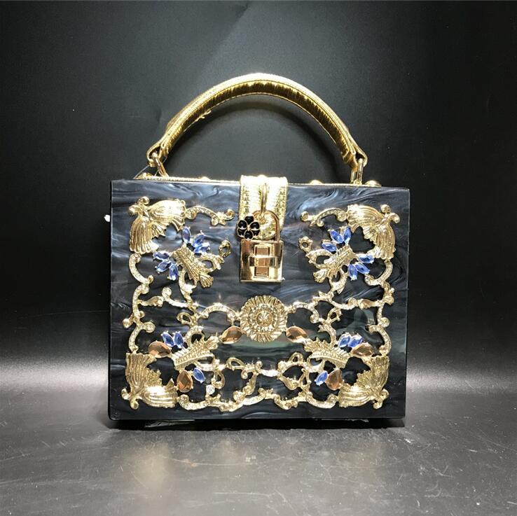 Factory wholesale women leather shoulder bags luxury metal carved acrylic dinner bag sweet hollow flower fashion handbags elegant diamonds handbag, White(boutique box)
Factory wholesale women leather shoulder bags luxury metal carved acrylic dinner bag sweet hollow flower fashion handbags elegant diamonds handbag, White(boutique box)