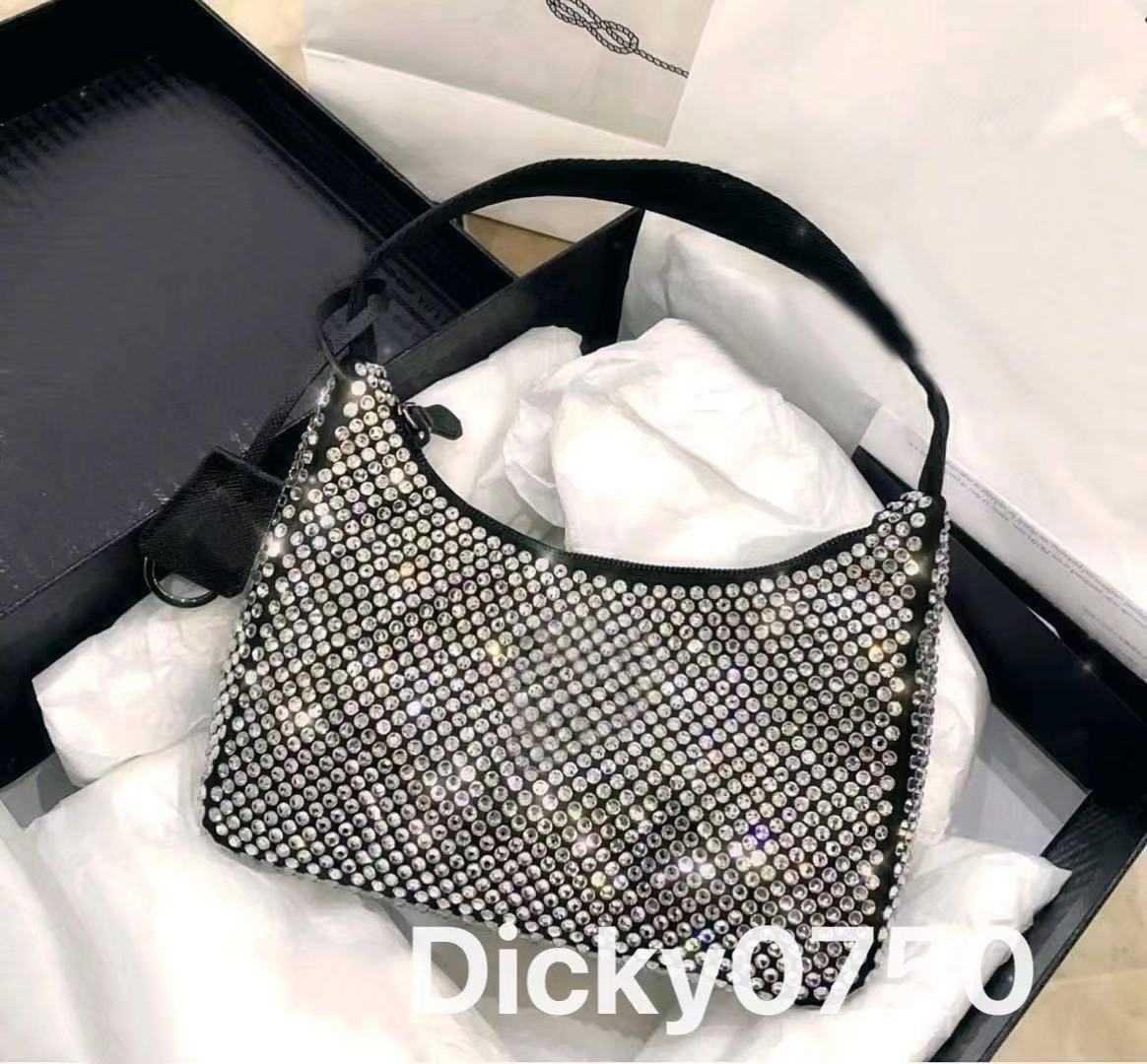 CLASSIC FLOWER 2005 Designers Bags Women Designer Diamond luxury Handbag hobo shoulder bag classic waterproof canvas mini Tote handbags purse lady, Lavender
CLASSIC FLOWER 2005 Designers Bags Women Designer Diamond luxury Handbag hobo shoulder bag classic waterproof canvas mini Tote handbags purse lady, Lavender