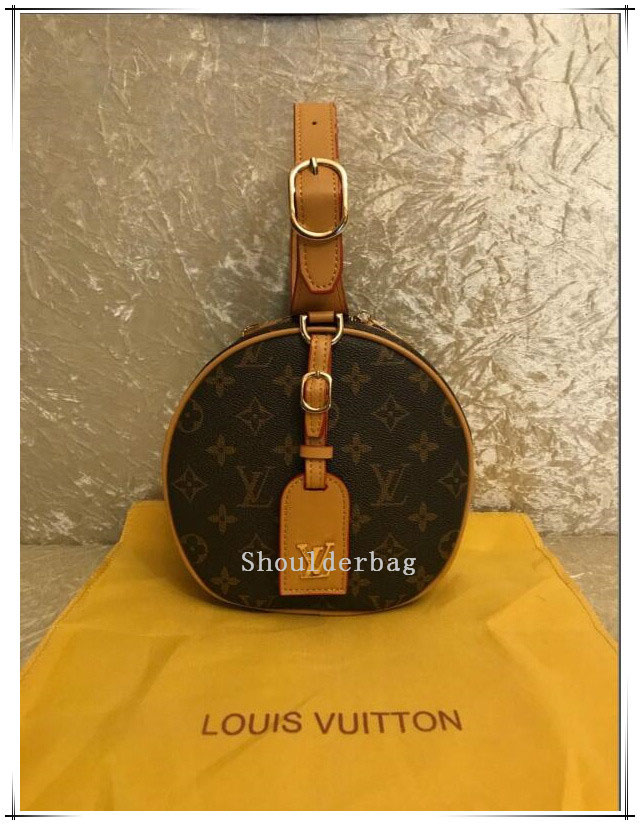 2020 NEW Shopping Bag Women Leather Handbags Shoulder Bags Messenger Bags Tote Clutch bags LV Louis 1 Vitton 87946, Red;black
2020 NEW Shopping Bag Women Leather Handbags Shoulder Bags Messenger Bags Tote Clutch bags LV Louis 1 Vitton 87946, Red;black
