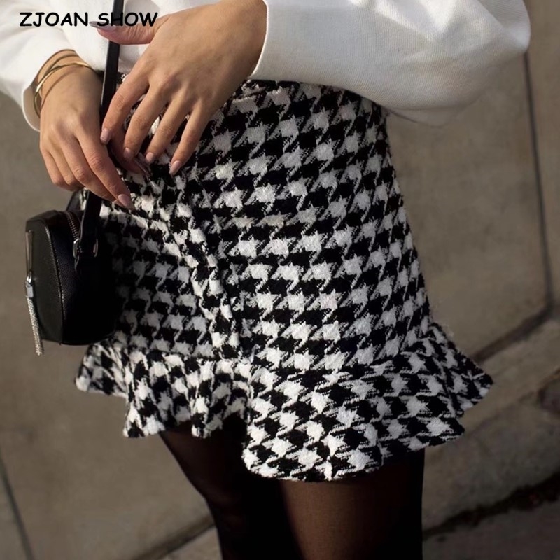 Sexy Tweed Open Buttons Package Hips Check Plaid Mini Short Trumpet Skirt Mermaid Black White Contrast color Autumn Winter 210429