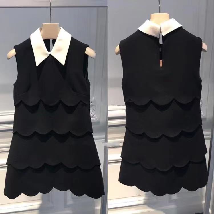 2021 Black Cascading Ruffles Short Women Dress Designer Sleeveless Dresses Womens Milan Runway Vestidos De Festa 820202
2021 Black Cascading Ruffles Short Women Dress Designer Sleeveless Dresses Womens Milan Runway Vestidos De Festa 820202