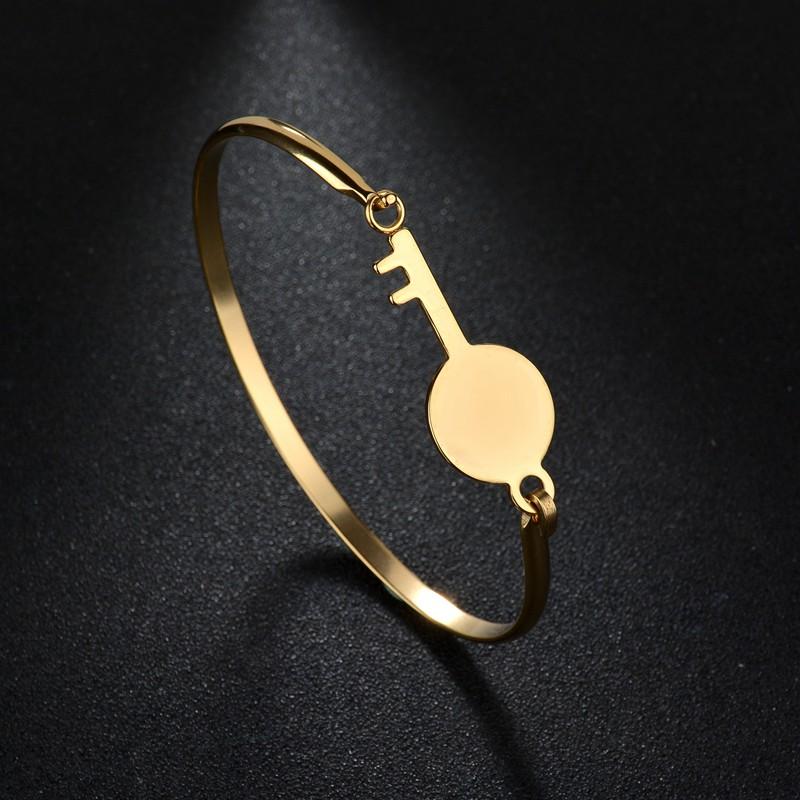 Simple Charm Stainless Steel Gold Silver Love Key Bangle Bracelet Spikes Men Wholesale Steampunk Bracelets Bangles For Women
Simple Charm Stainless Steel Gold Silver Love Key Bangle Bracelet Spikes Men Wholesale Steampunk Bracelets Bangles For Women