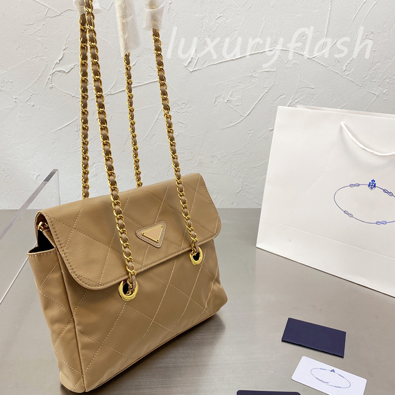 Designes Shoulder Bag Latest Arrival Nude Summer Color Nylon HOBO Women Luxurys Purses High Quality Chain Crossbody Fashion 2021 Handbags, Box(not sale separately)
Designes Shoulder Bag Latest Arrival Nude Summer Color Nylon HOBO Women Luxurys Purses High Quality Chain Crossbody Fashion 2021 Handbags, Box(not sale separately)