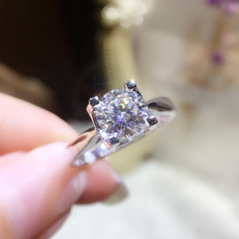 Cluster Rings 18K White Gold Ring 1ct 2ct 3ct Excellent Cut Moissanite Anniversary DF Color Women's Wedding Engagement, Golden;silver
Cluster Rings 18K White Gold Ring 1ct 2ct 3ct Excellent Cut Moissanite Anniversary DF Color Women's Wedding Engagement, Golden;silver