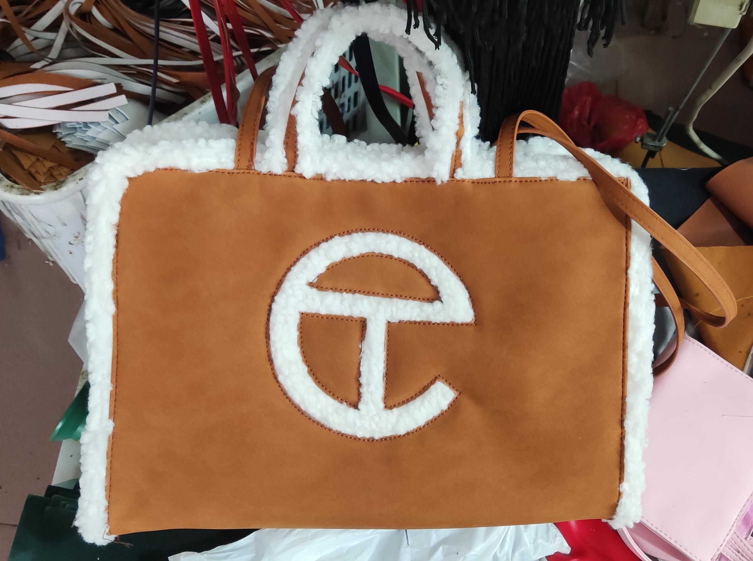 handbags summer large capacity bag womens Luxury designer Eight colors Card Holder Fashion Bags Cross Body simple Canvas Shoulder package po
handbags summer large capacity bag womens Luxury designer Eight colors Card Holder Fashion Bags Cross Body simple Canvas Shoulder package po