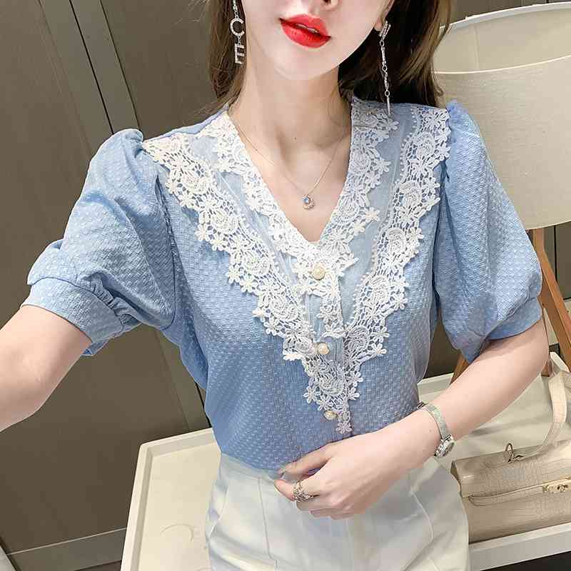 Summer Women Korean Fashion V-Neck Short-sleeved Casual Blouses Shirts White Sky Blue Lace Decoration Office Lady Elegant Tops 210515