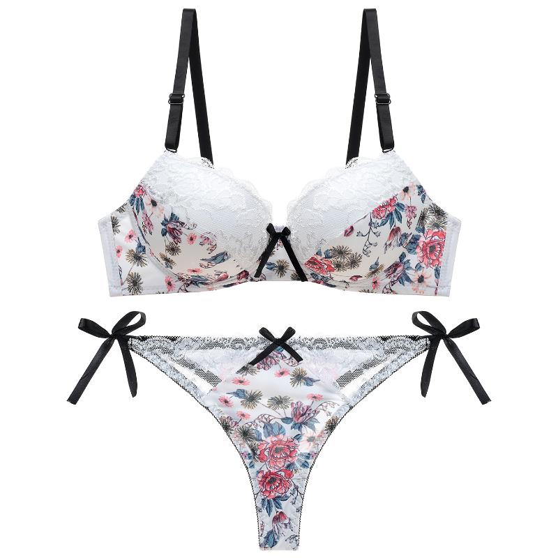 Bras Sets Voplidia Classic Black Underwear Set Sexy Printing Fashion Push Up Bra Panties Thick Brassiere Lace Women Lingerie
Bras Sets Voplidia Classic Black Underwear Set Sexy Printing Fashion Push Up Bra Panties Thick Brassiere Lace Women Lingerie